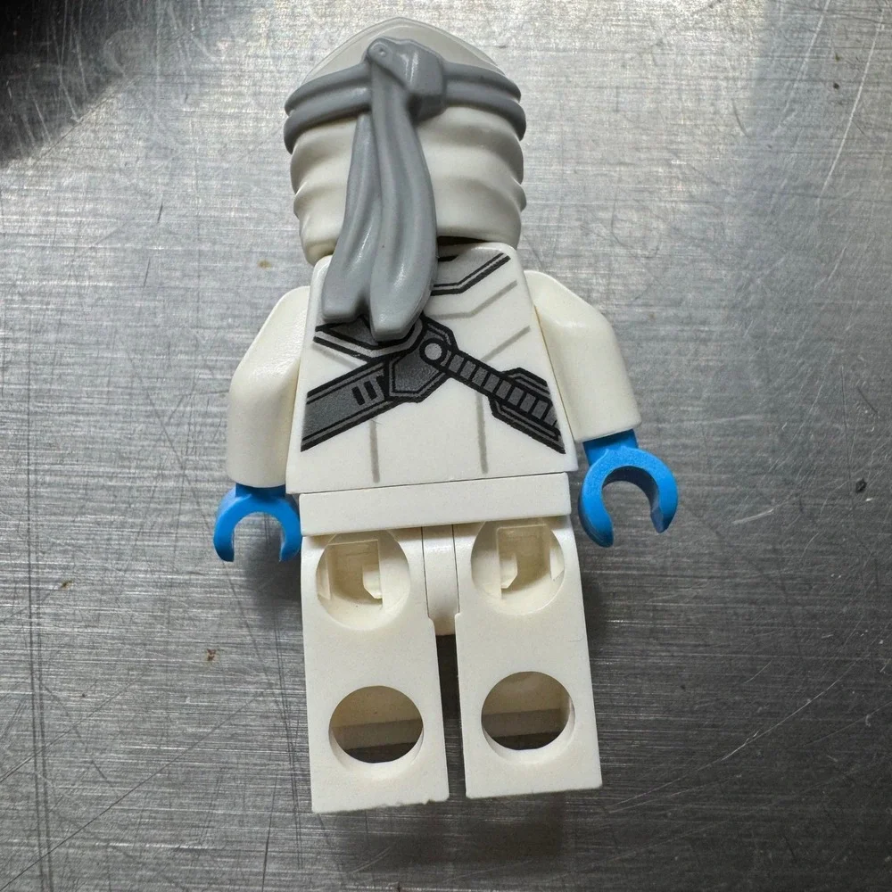 LEGO‎ Ninjago Zane Rebooted Minifigure Titanium Ninja White Blue njo094